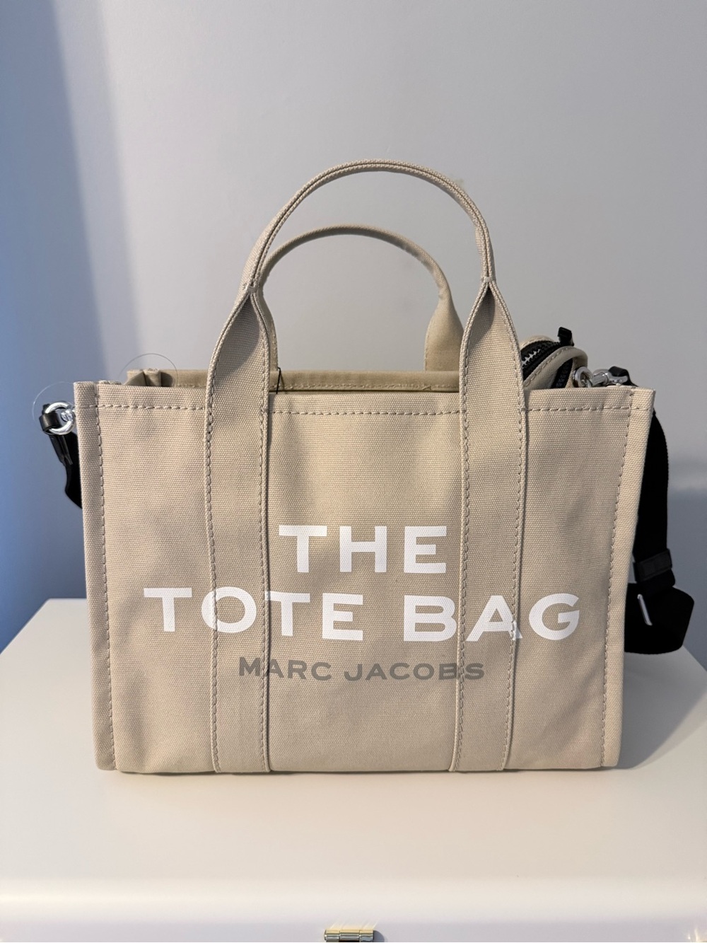 Marc Jacobs Beige Canvas Tote with Black Strap - Picture 2 of 5